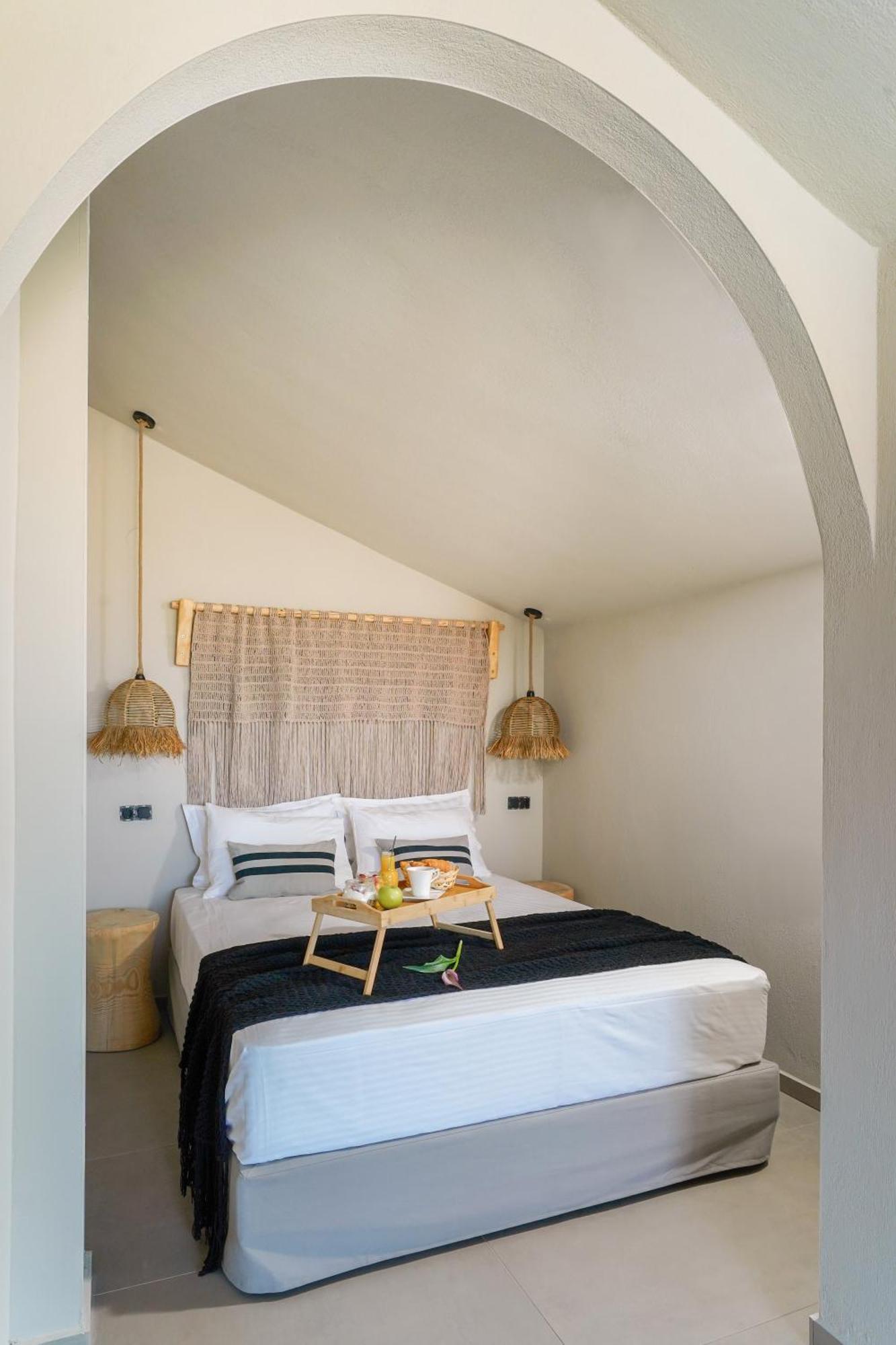 Amo Golden Suites Chrysi Ammoudia Dış mekan fotoğraf