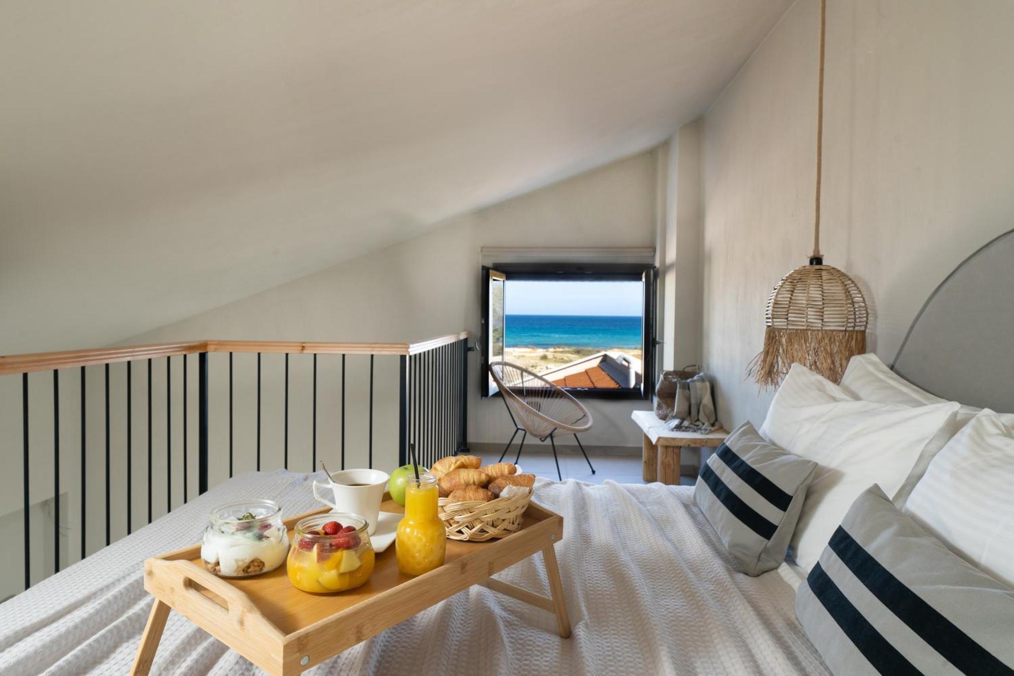 Amo Golden Suites Chrysi Ammoudia Dış mekan fotoğraf