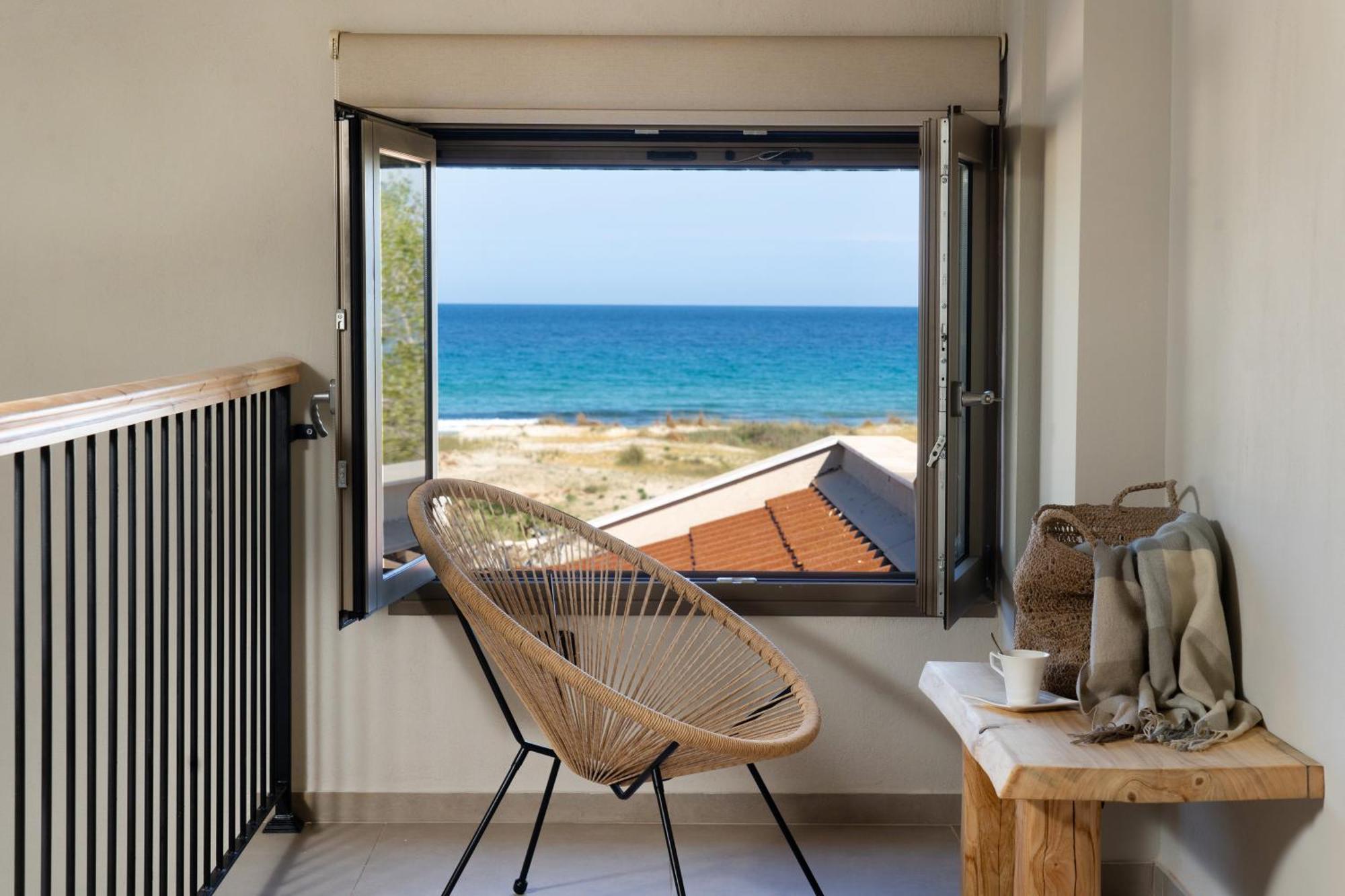 Amo Golden Suites Chrysi Ammoudia Dış mekan fotoğraf