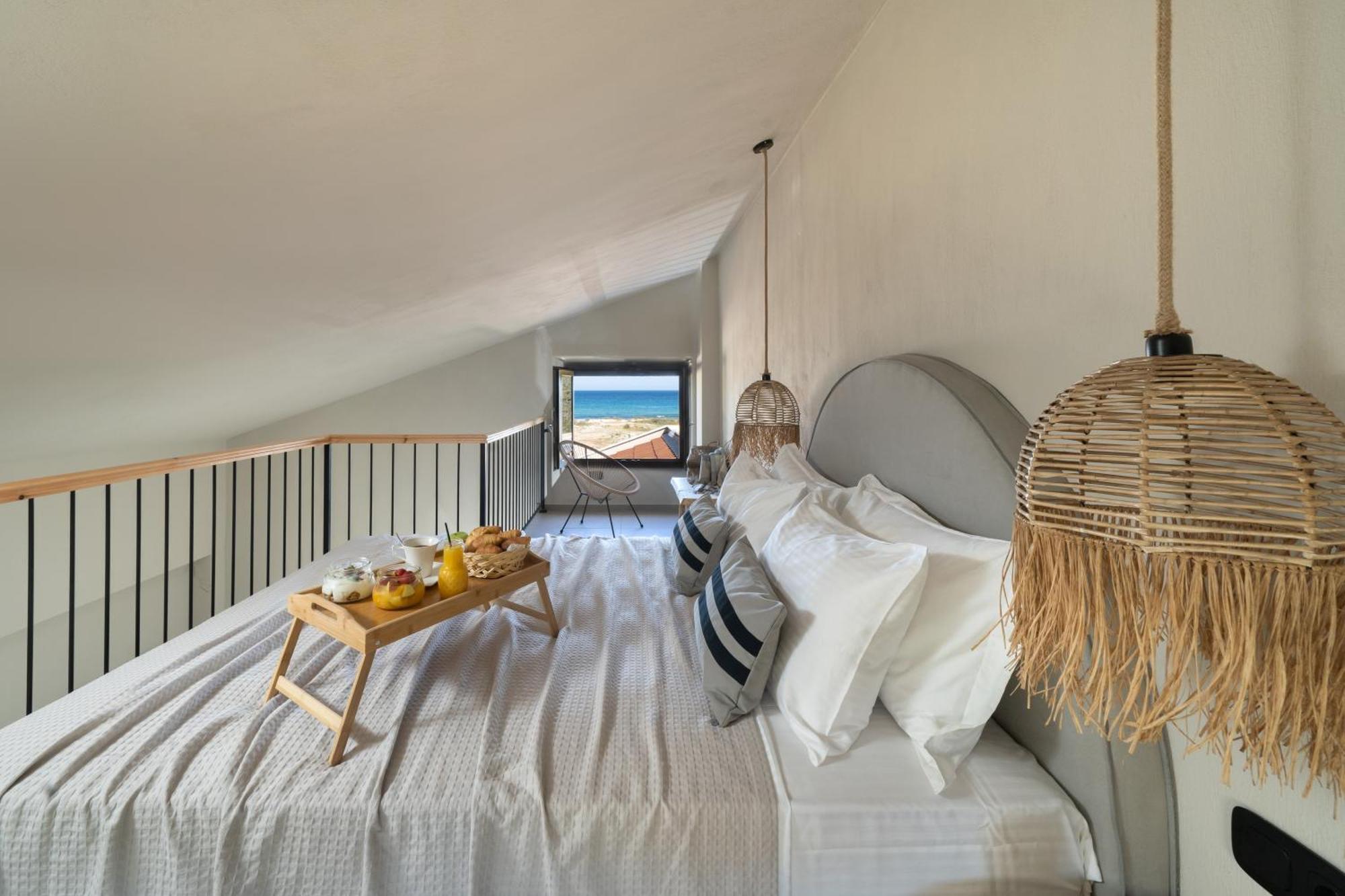 Amo Golden Suites Chrysi Ammoudia Dış mekan fotoğraf