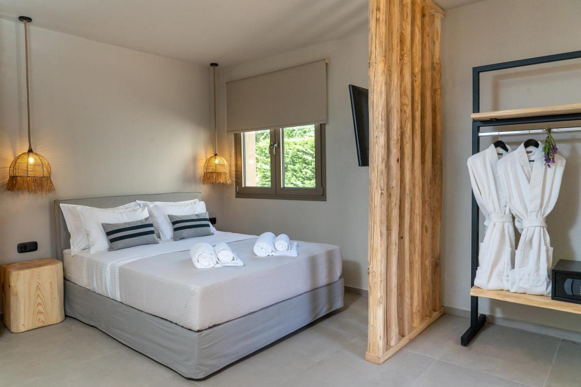 Amo Golden Suites Chrysi Ammoudia Dış mekan fotoğraf
