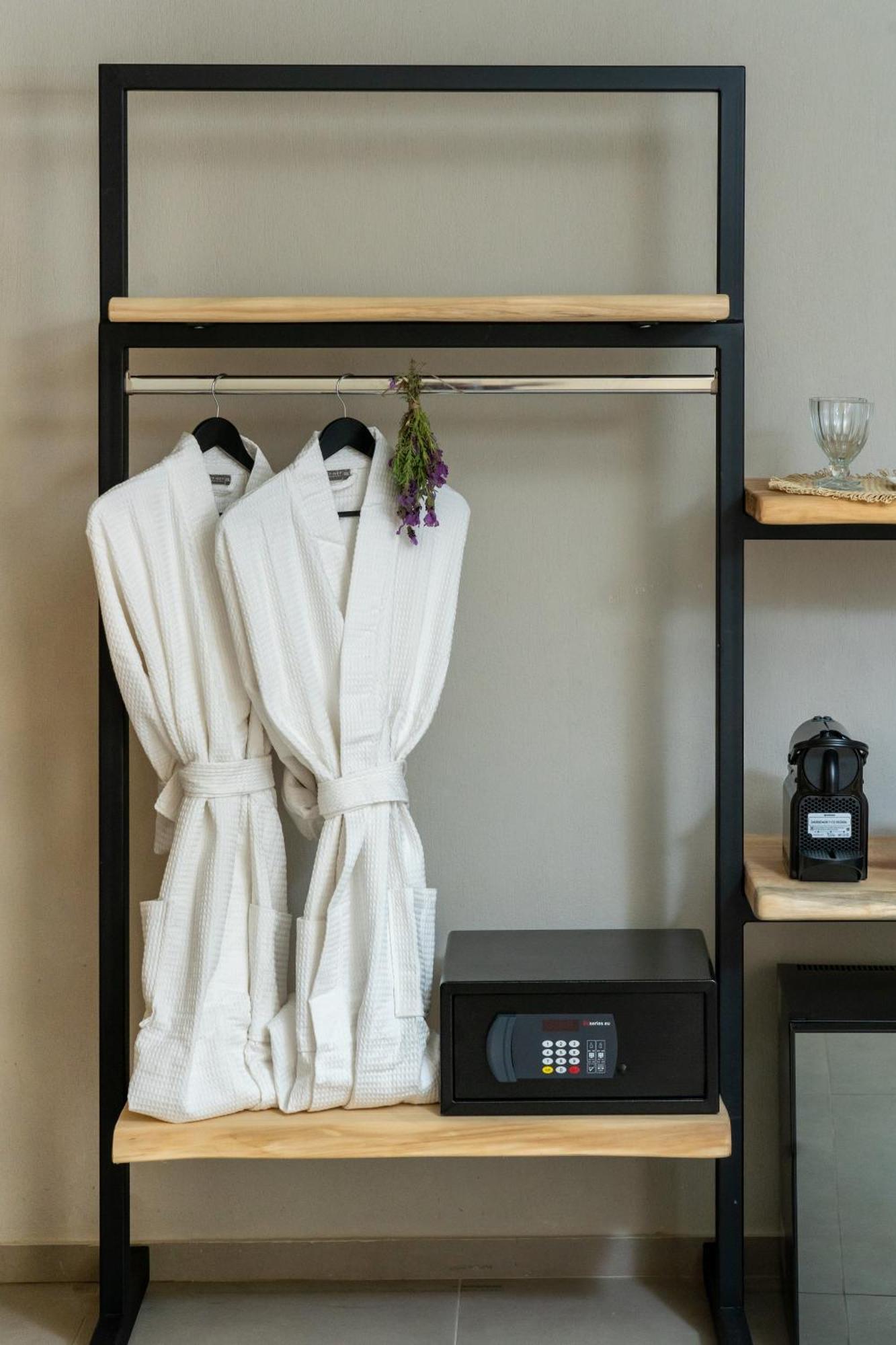 Amo Golden Suites Chrysi Ammoudia Dış mekan fotoğraf